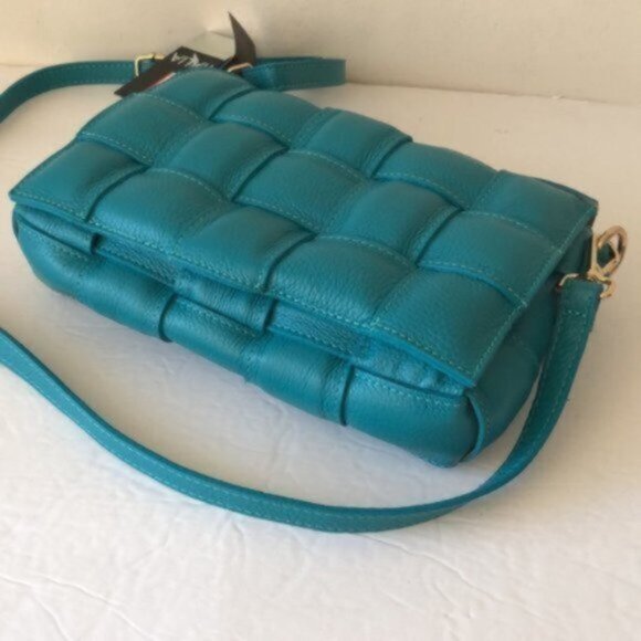 Chiara Ferretti Quilted Italy Leather Flap Over Woven Crossbody Blue Handbag - Picture 8 of 10